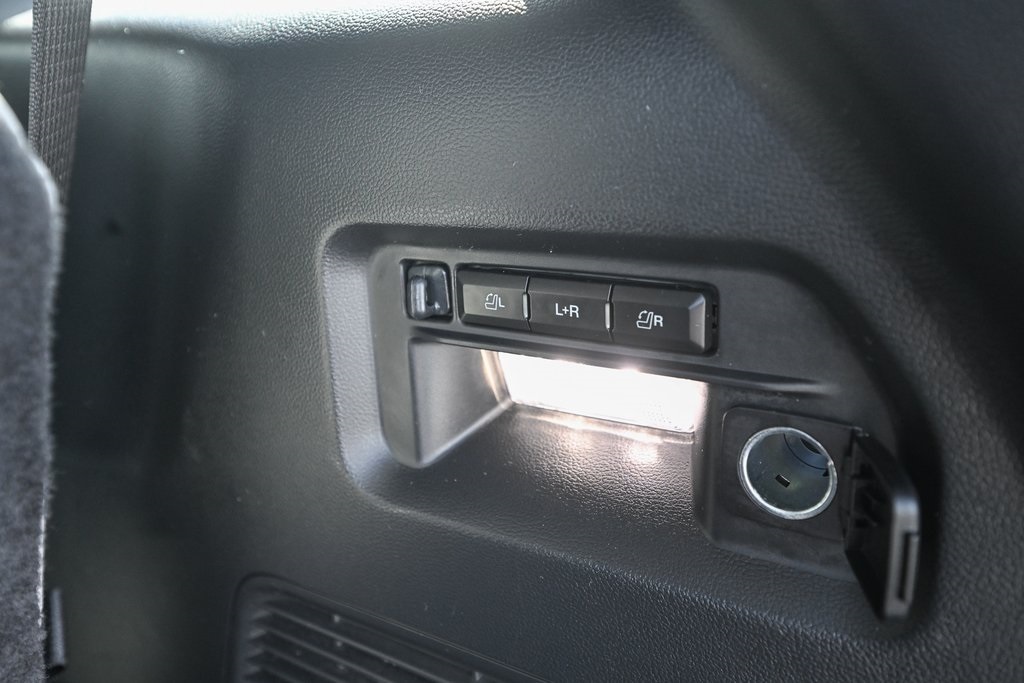 2025 Ford Explorer Platinum photo 16