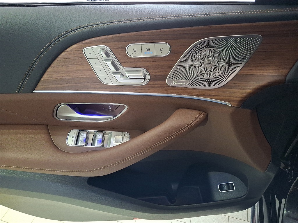 2025 Mercedes Benz GLE 450 4MATIC photo 8