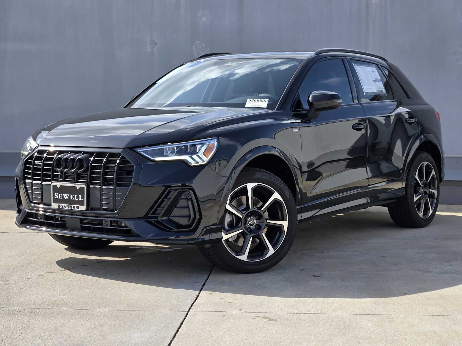 2025 Audi Q3 S line Premium Plus