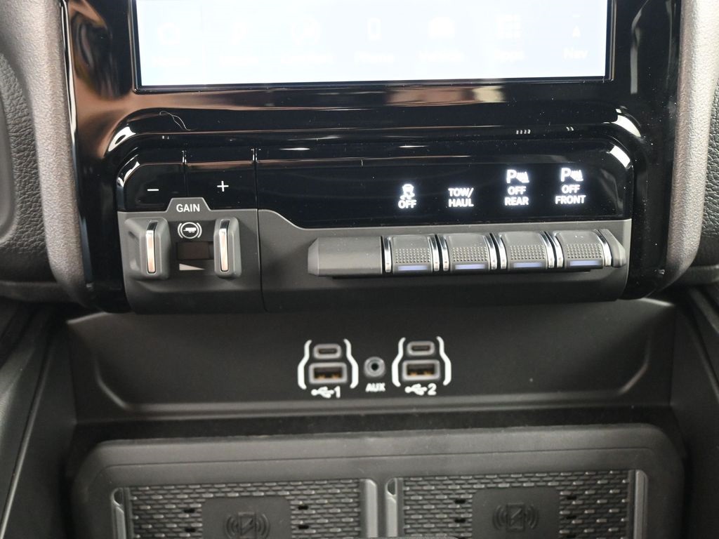 2025 Ram 2500 Power Wagon photo 2