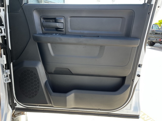 2026 Ram 2500 Tradesman photo 23