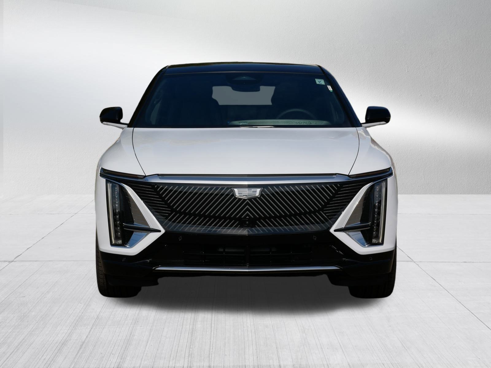 2026 Cadillac Lyriq Luxury photo 2