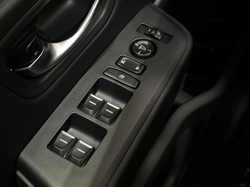 2025 Honda Pilot EX-L photo 13
