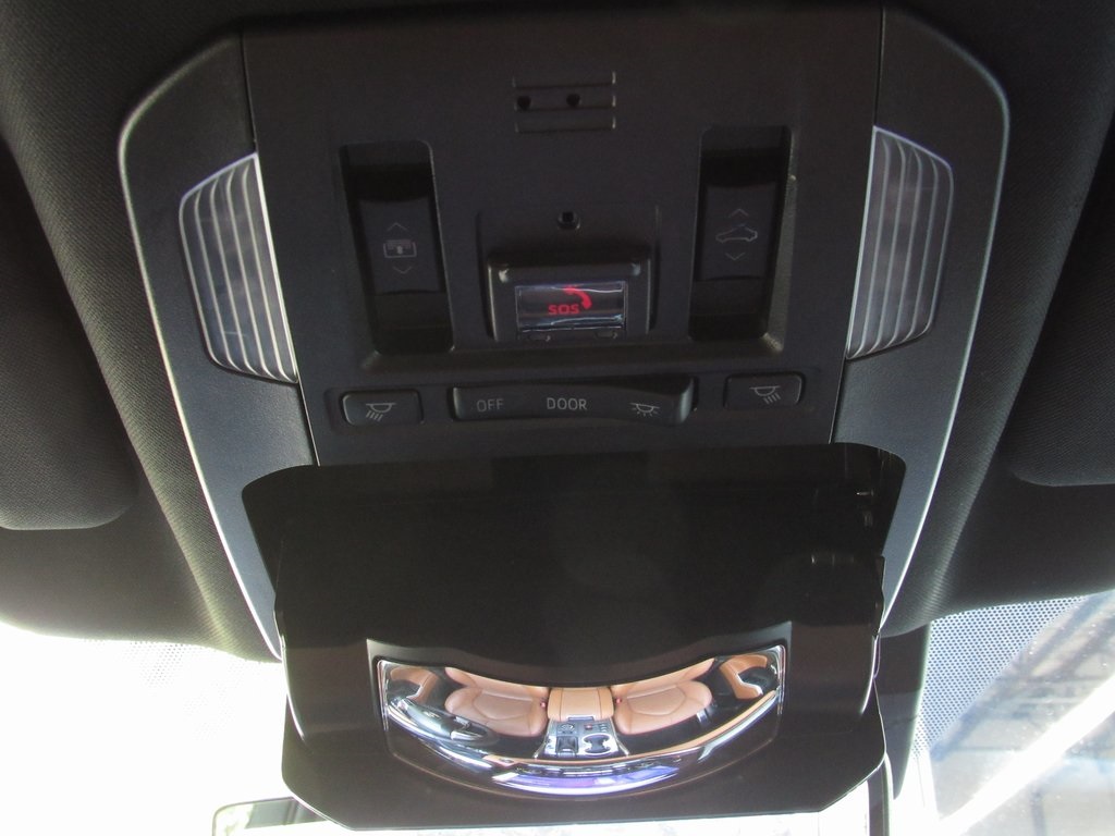 2023 Toyota Highlander Platinum photo 26