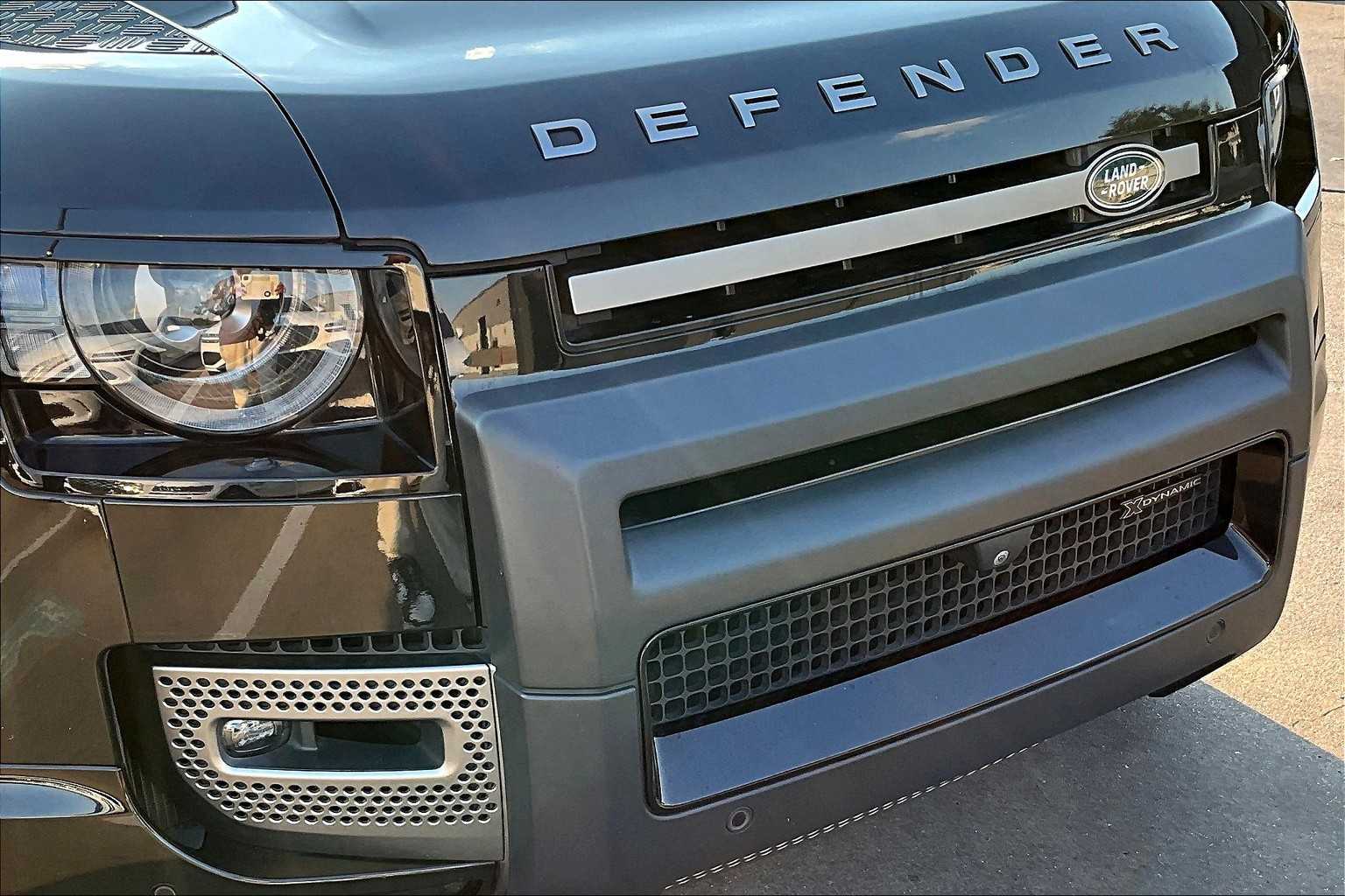 2023 Land Rover Defender X-Dynamic SE photo 54