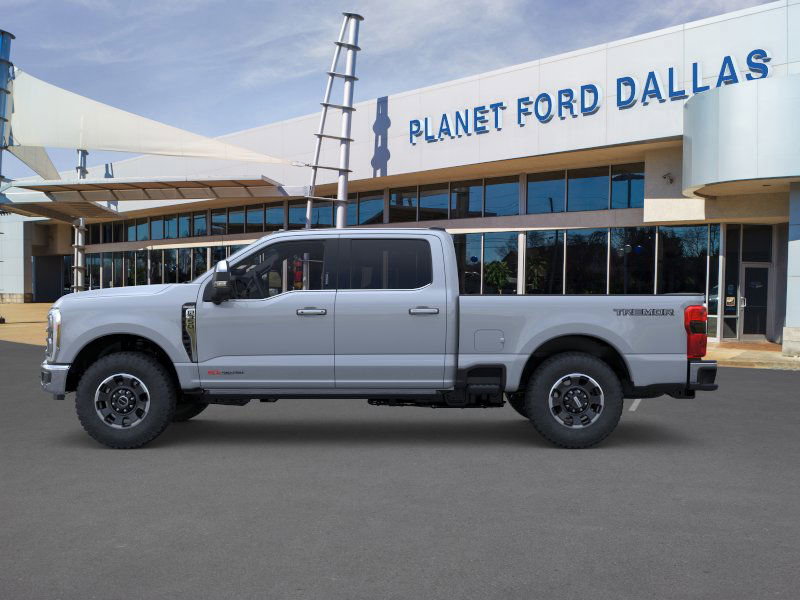 2026 Ford F-350 King Ranch photo 3