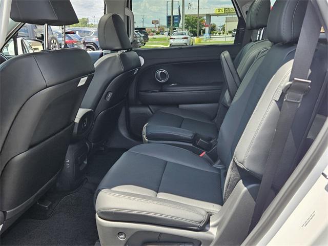 2026 Hyundai Palisade Limited photo 6