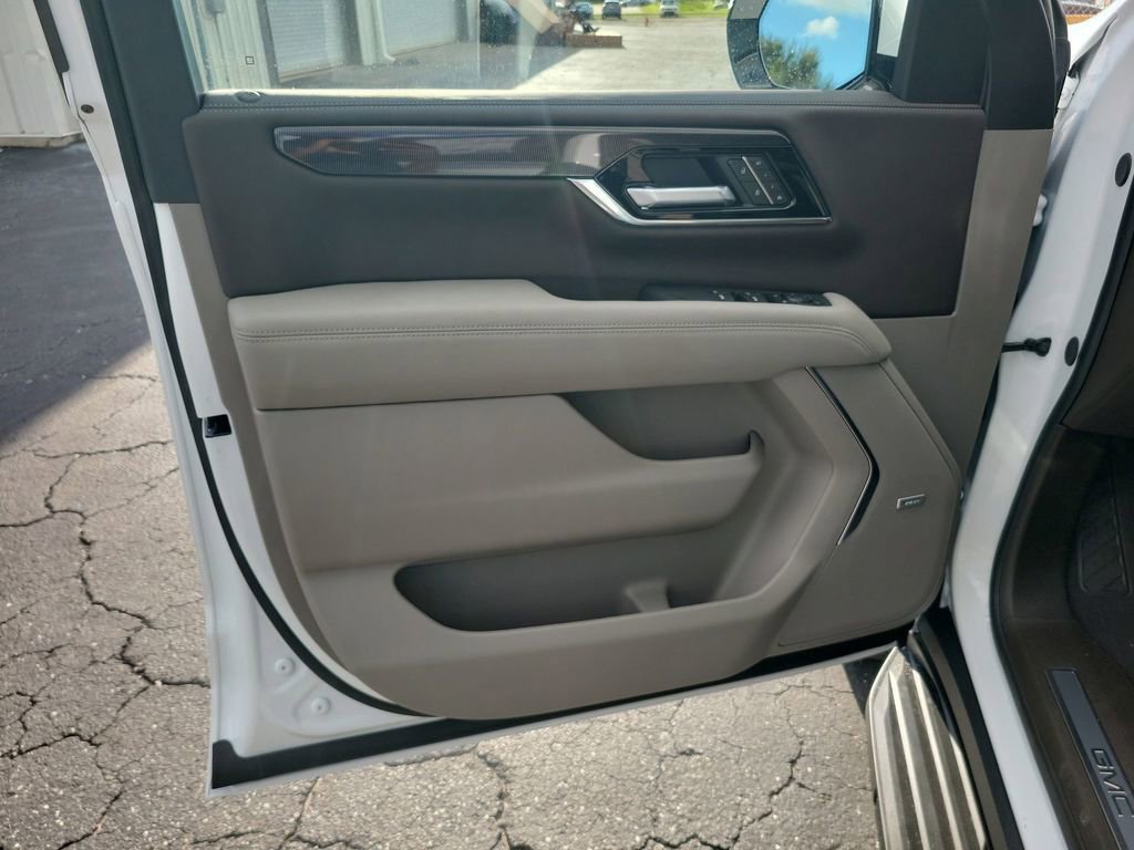 2025 Gmc Yukon XL photo 40