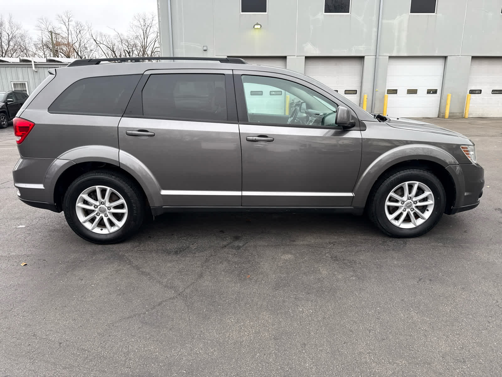2013 Dodge Journey SXT photo 2