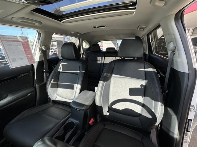 2023 Kia Seltos EX photo 14