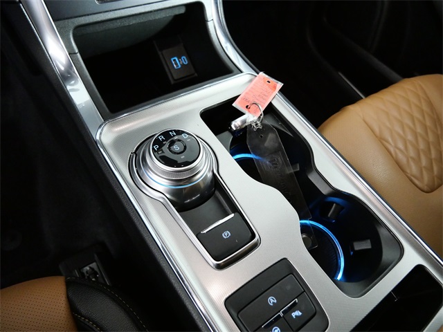 2023 Ford Edge Titanium photo 18