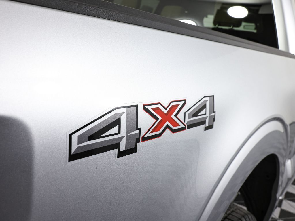 2023 Ford F-150 XLT photo 4