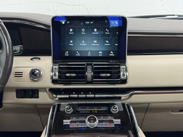 2019 Lincoln Navigator L Reserve photo 4