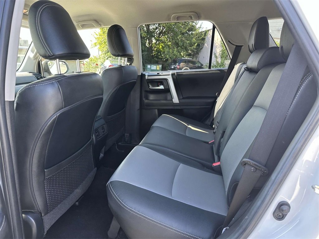 2024 Toyota 4Runner SR5 Premium photo 14