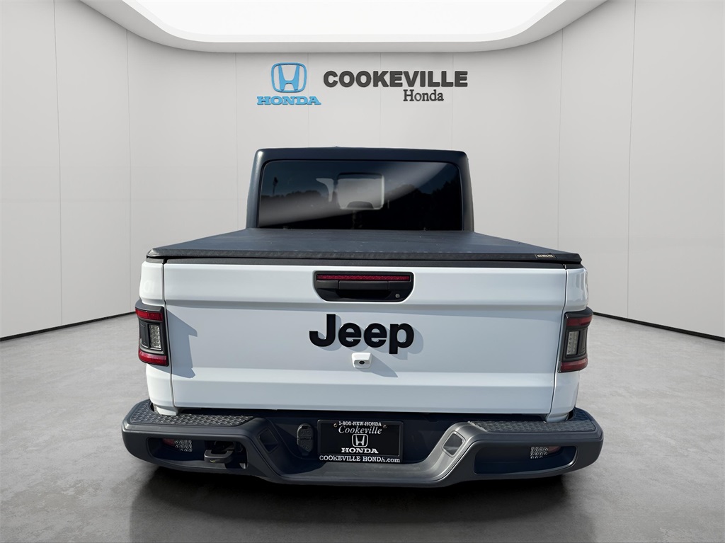 2021 Jeep Gladiator Willys photo 3