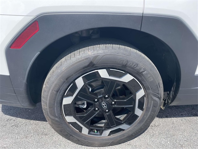 2025 Hyundai Santa Fe SEL photo 4