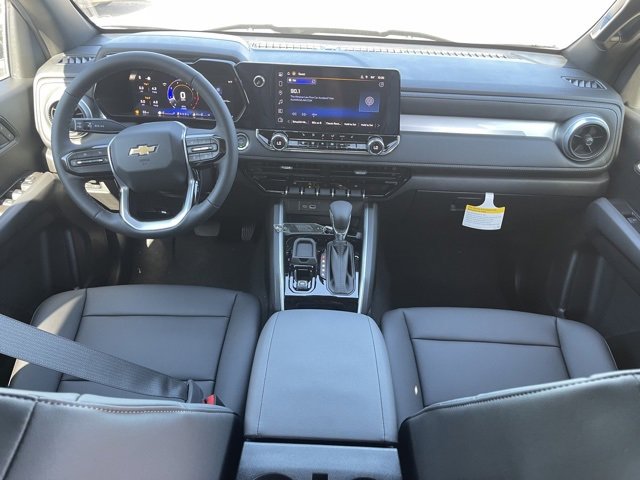 2026 Chevrolet Colorado LT photo 13