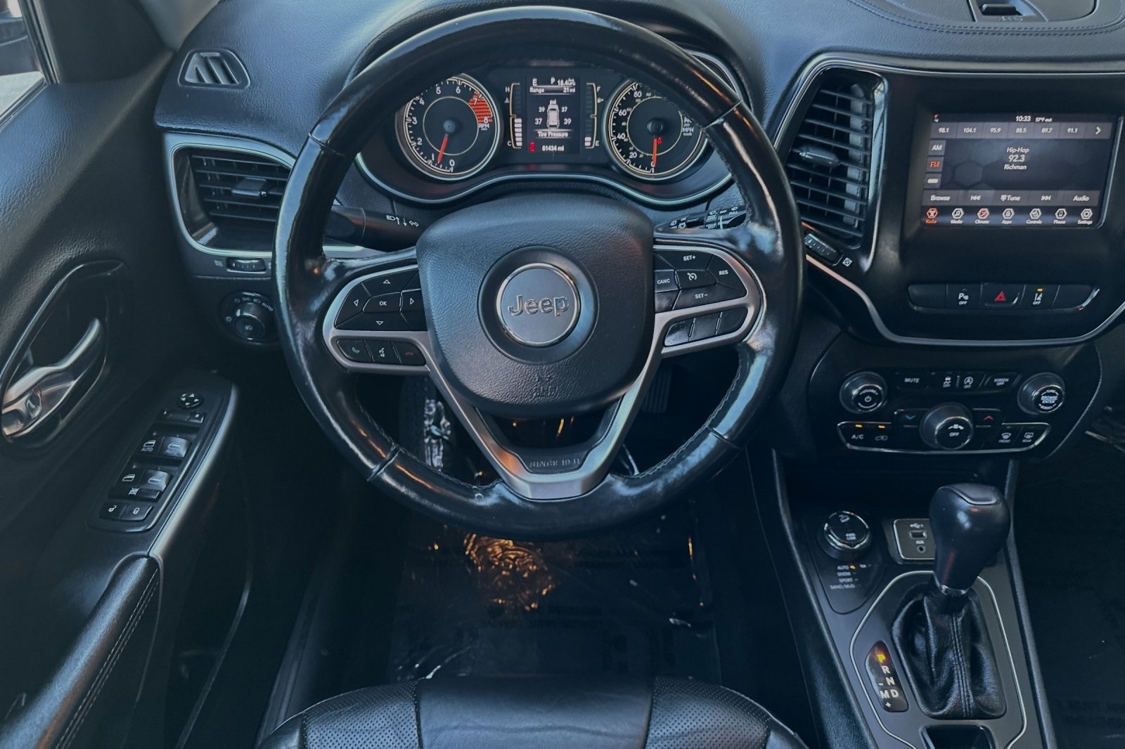 2021 Jeep Cherokee Latitude Lux photo 16