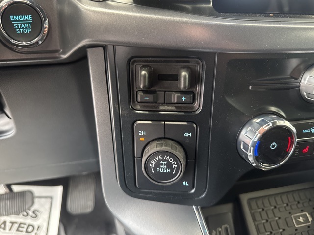 2025 Ford F-150 XLT photo 32