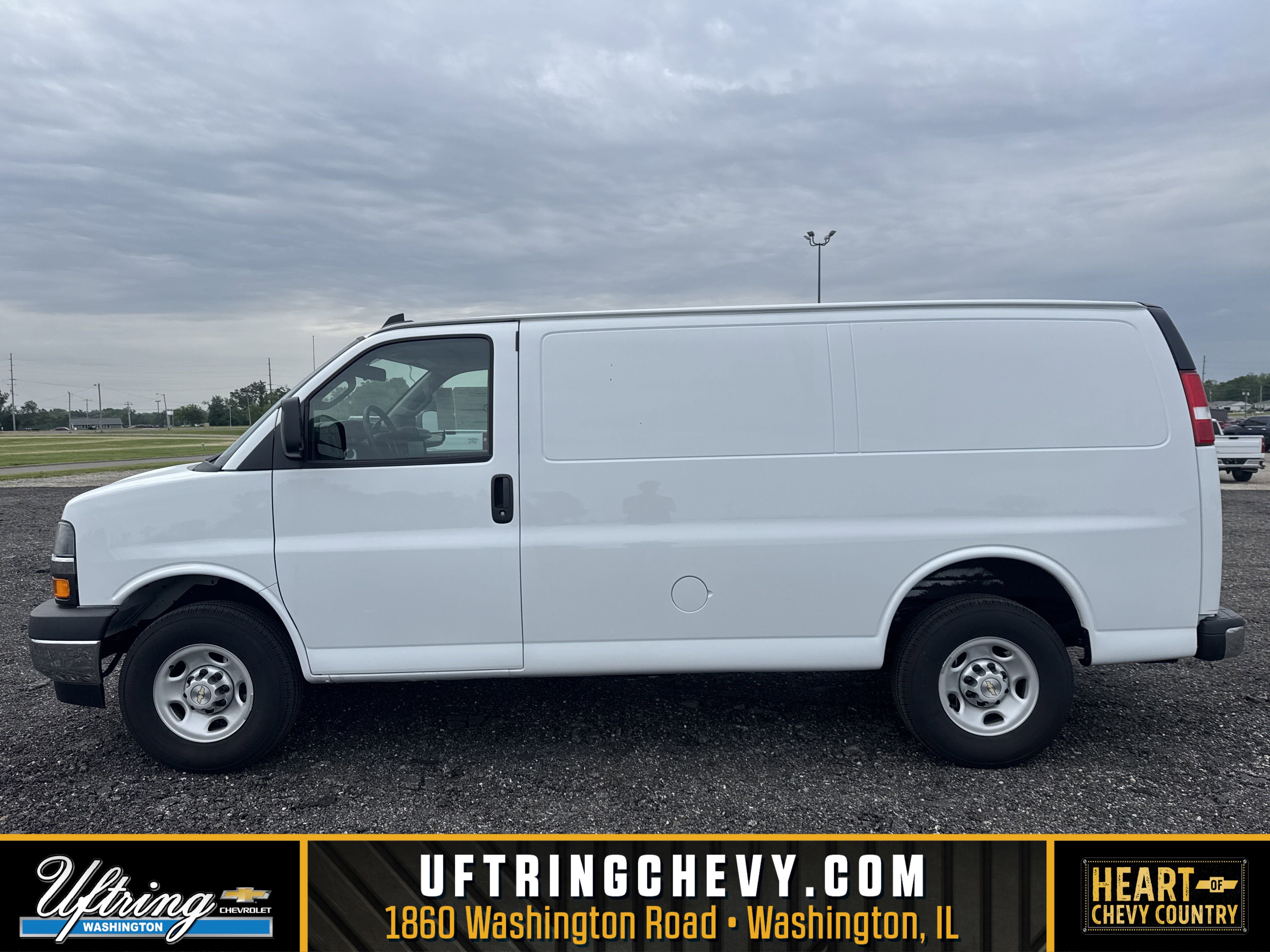 2024 Chevrolet Express Cargo Work Van's photo