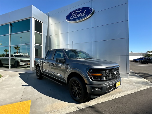 2025 Ford F-150 STX's photo