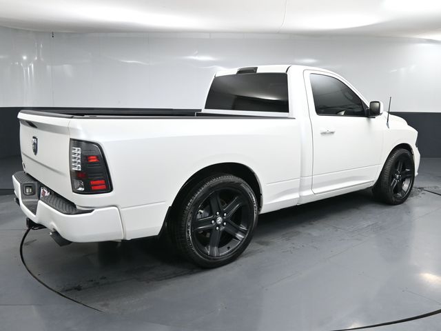 2014 Ram 1500 Sport photo 4