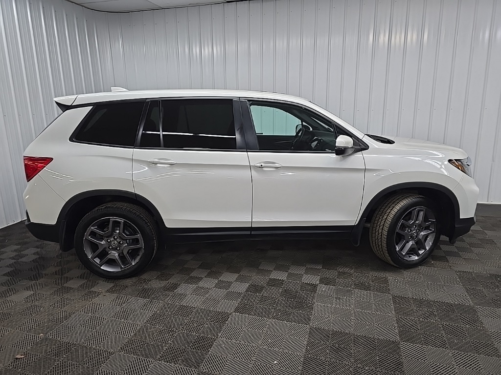 2022 Honda Passport EX-L photo 2