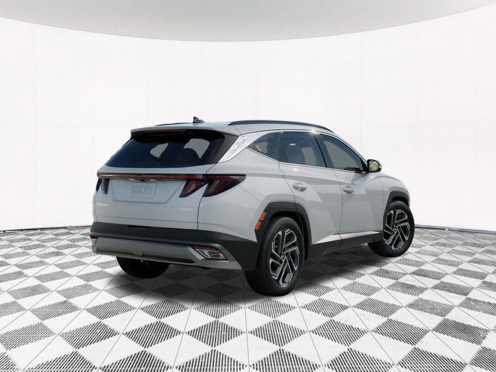 2026 Hyundai Tucson Hybrid Limited photo 3