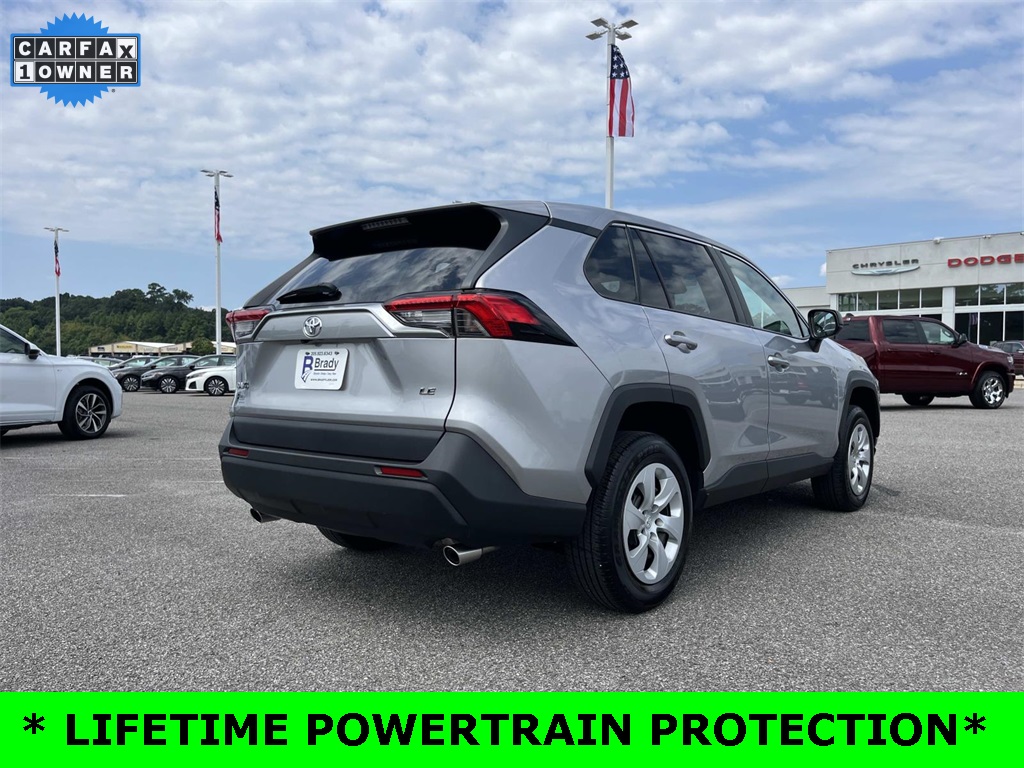 2023 Toyota RAV4 LE photo 5