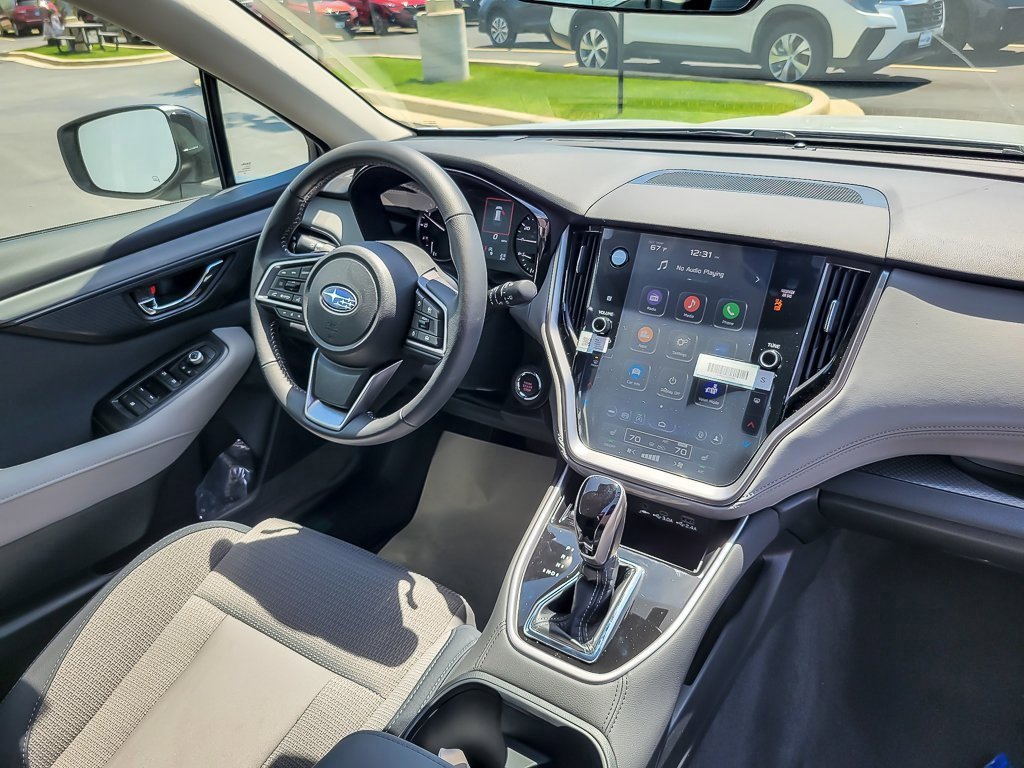 2025 SUBARU OUTBACK - Image 15