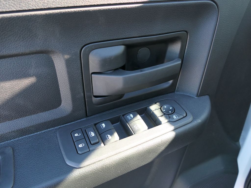 2026 Ram 3500 Tradesman photo 12