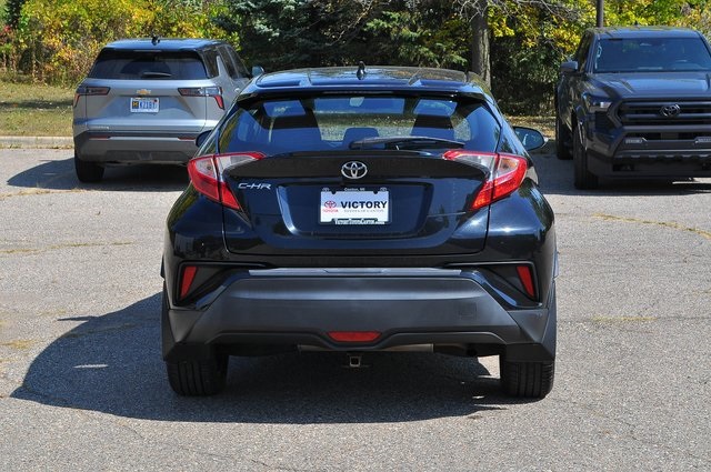 2018 Toyota C-HR XLE Premium photo 4