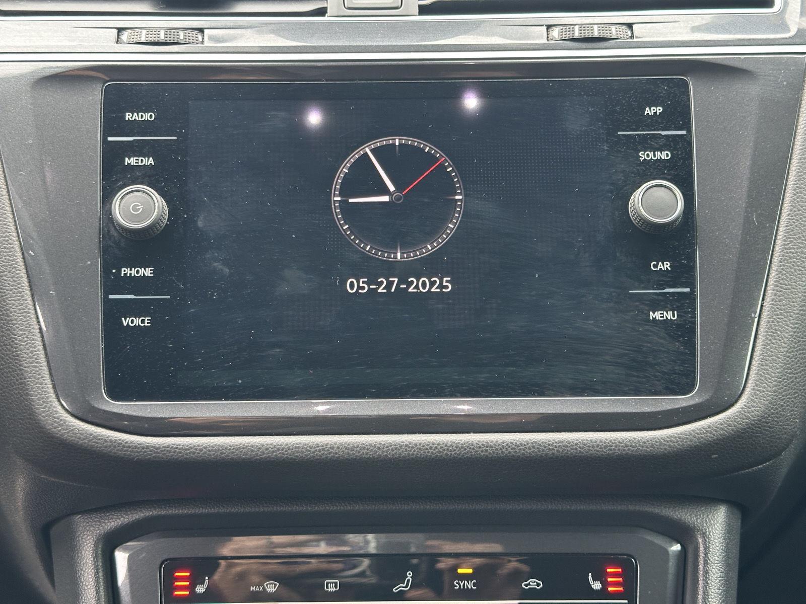 2022 Volkswagen Tiguan SE R-Line Black photo 21