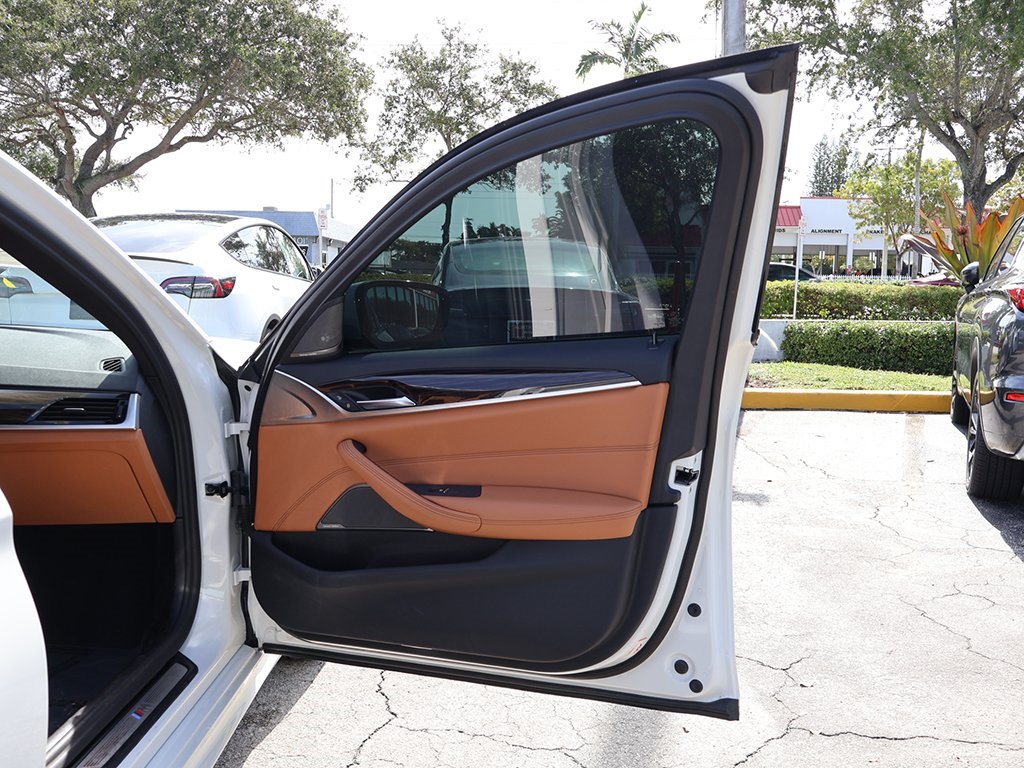 2022 Bmw 530e photo 25