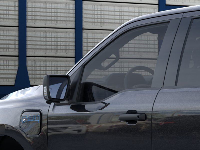 2025 Ford F-150 XLT photo 14