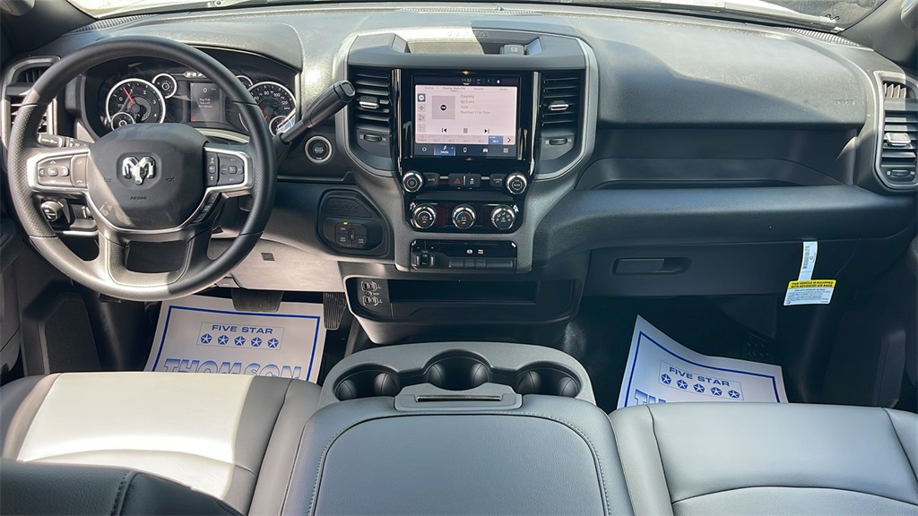 2025 Ram 2500 Tradesman photo 11