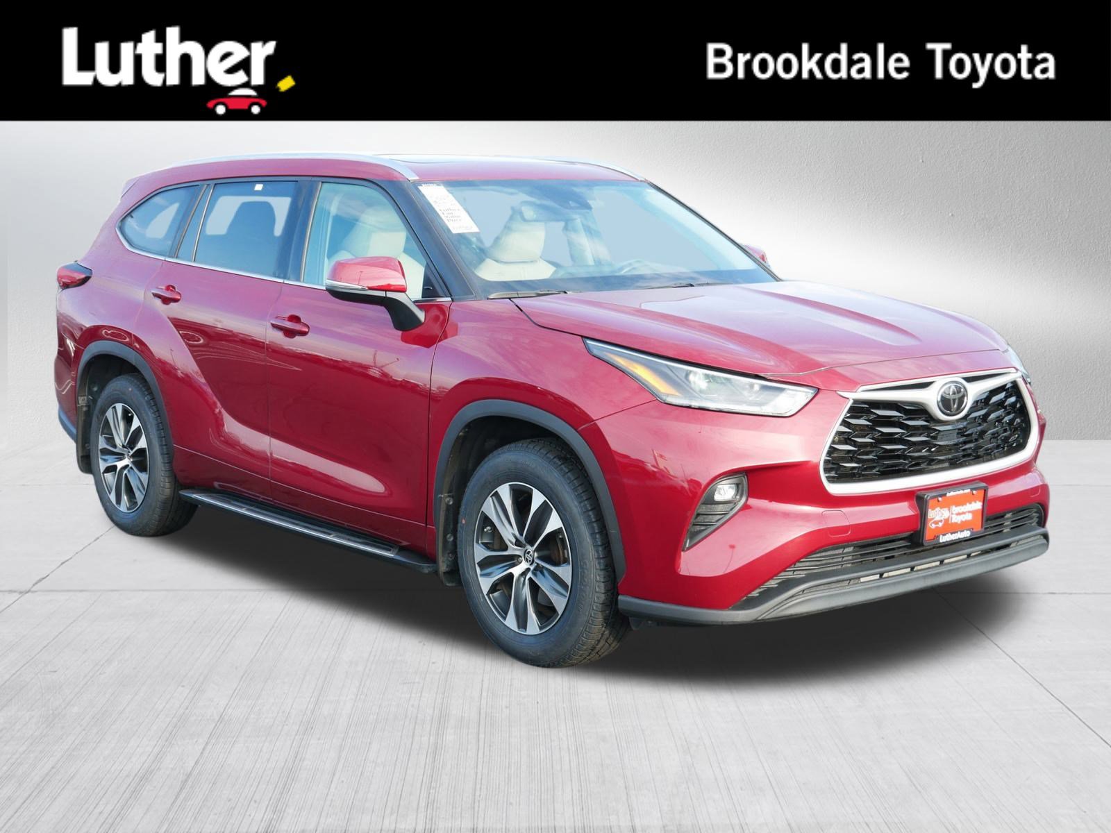 2021 Toyota Highlander XLE's photo