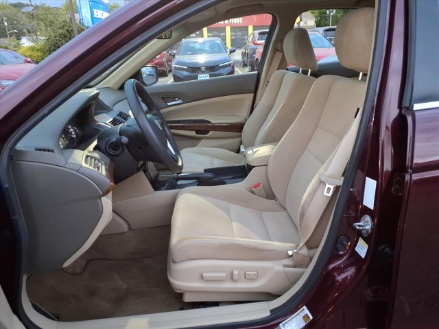 2010 Honda Accord EX photo 13