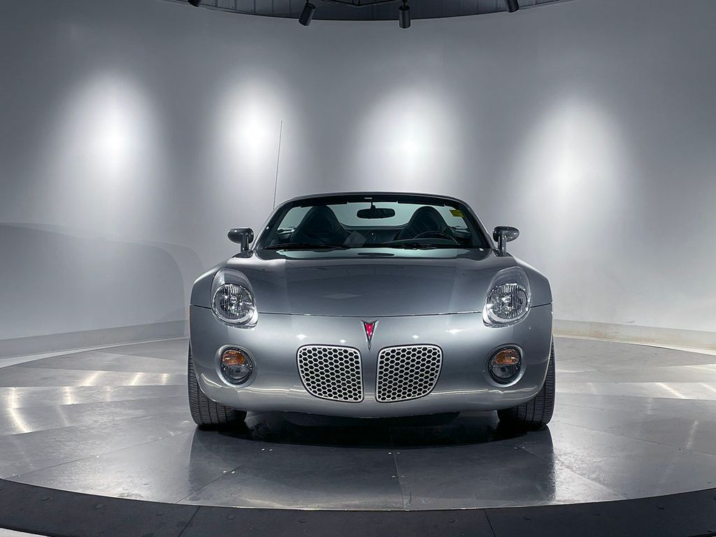 2007 Pontiac Solstice Base photo 3