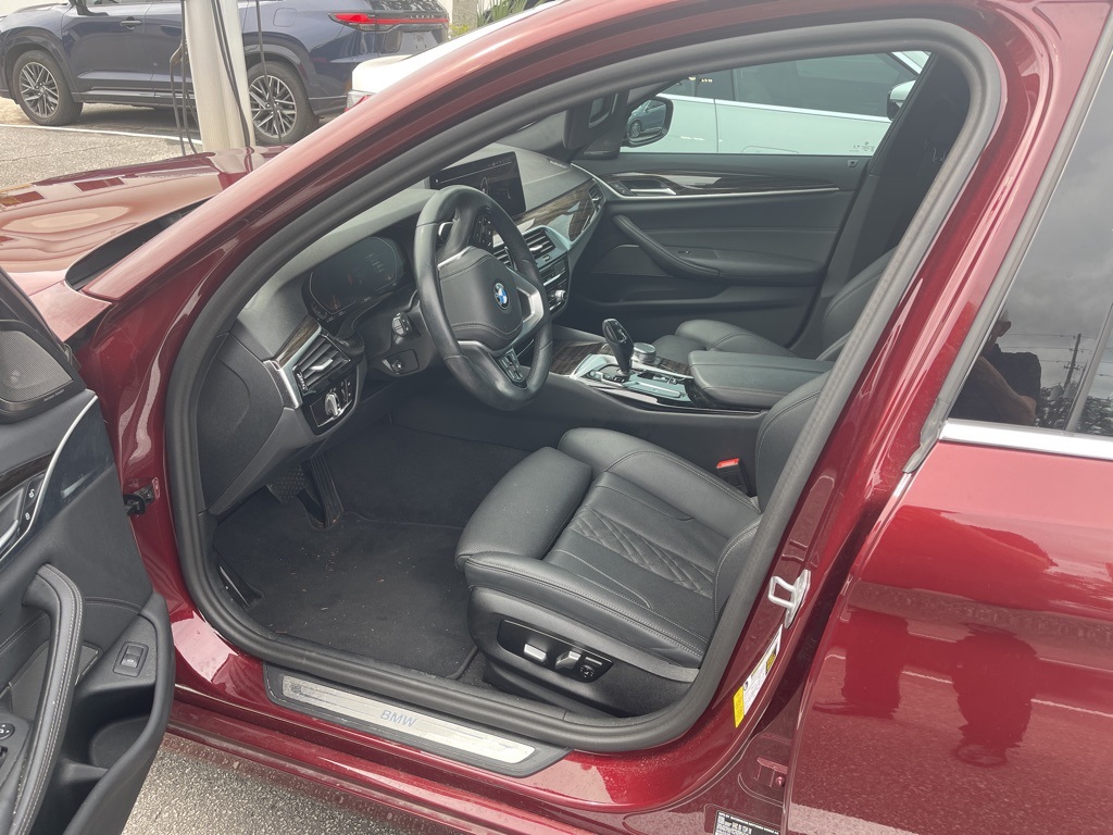 2023 Bmw 540i photo 2