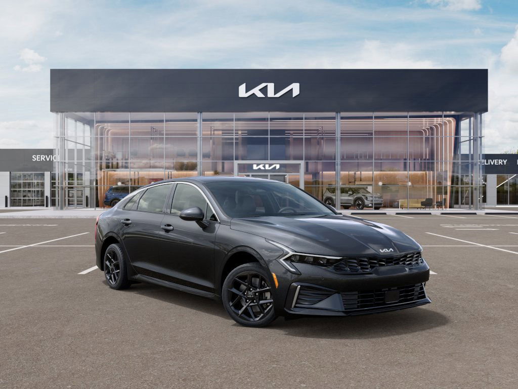 2025 Kia K5 LXS photo 4