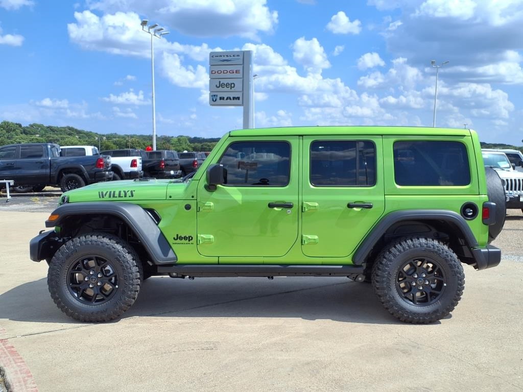 2025 Jeep Wrangler Willys photo 4