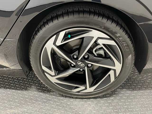2024 Hyundai Sonata SEL Convenience photo 16