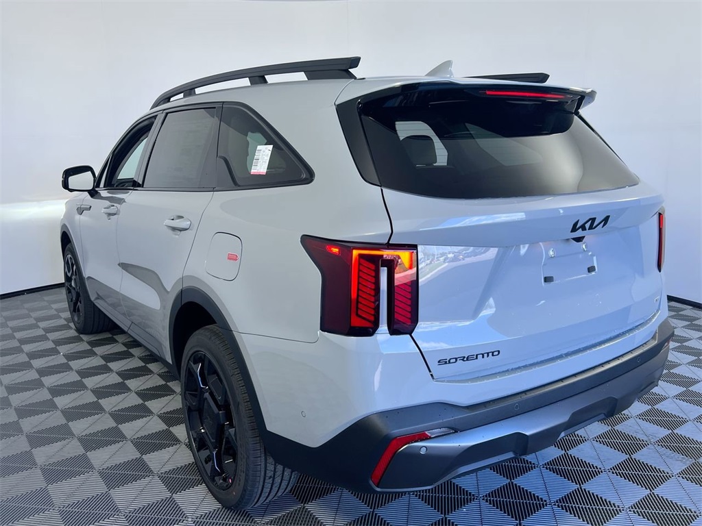 2026 Kia Sorento X-Line SX photo 4