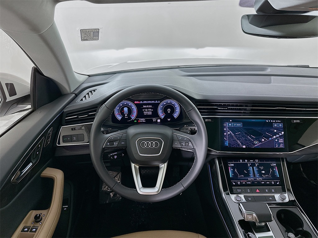 2025 Audi Q8 55 Premium Plus photo 22