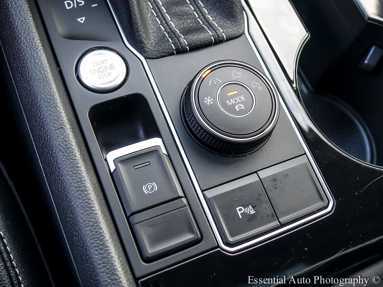 2022 VOLKSWAGEN ATLAS - Image 17