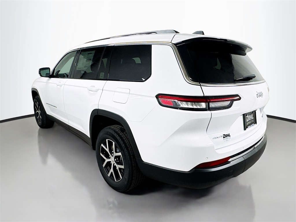2025 Jeep Grand Cherokee Limited photo 4