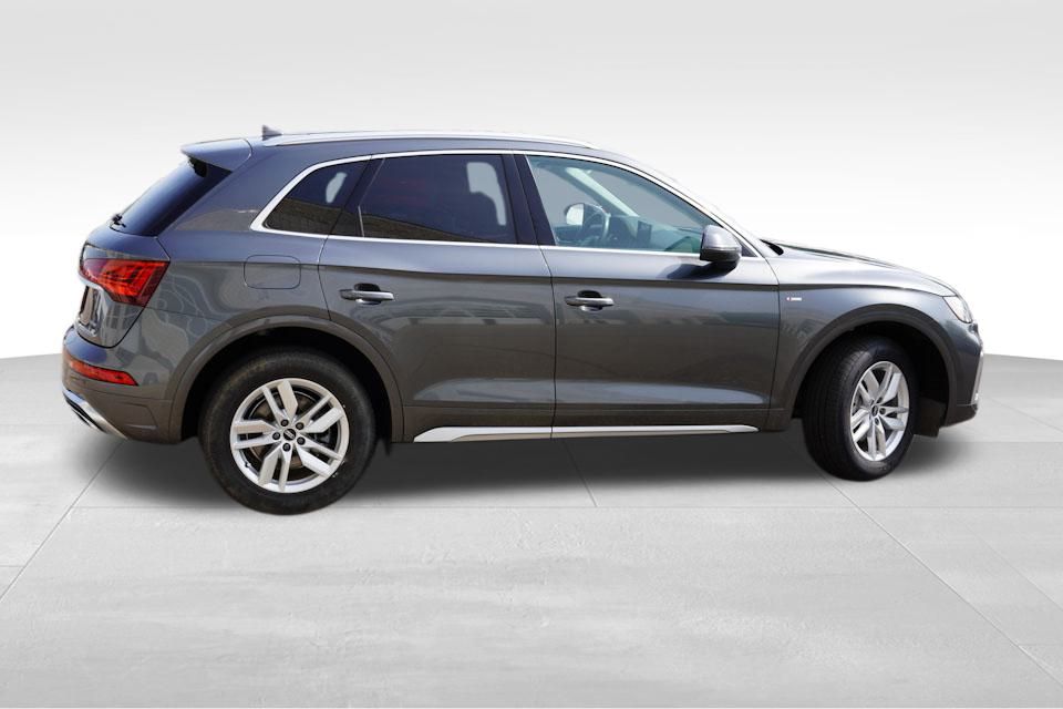 2022 Audi Q5 45 S line Premium photo 4