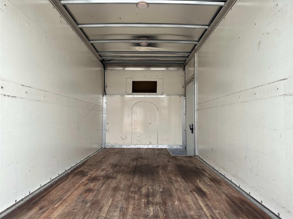 2019 Chevrolet Express 3500 Work Van photo 6