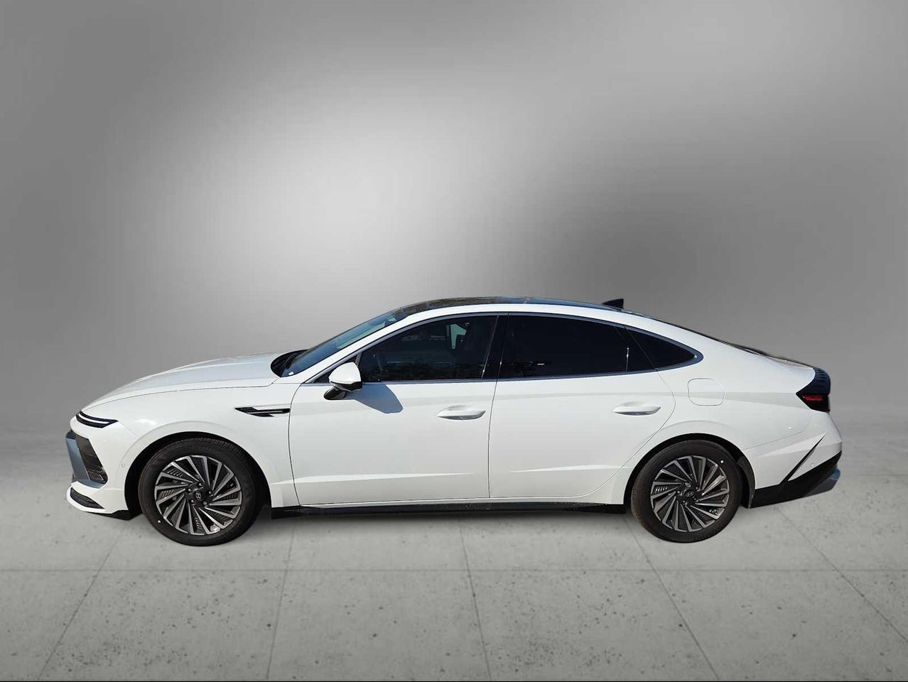 2025 Hyundai Sonata Hybrid Limited photo 4